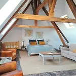 Maison Seraphine - -