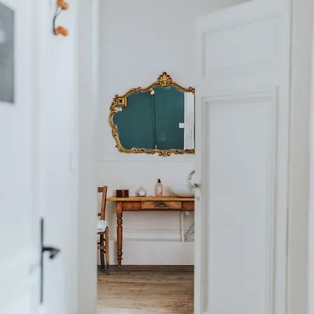 Maison Seraphine - - Bed & Breakfast 3*