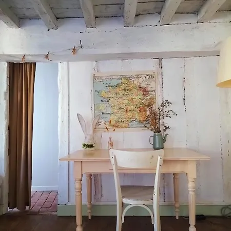Maison Seraphine - - Bed & Breakfast Laon