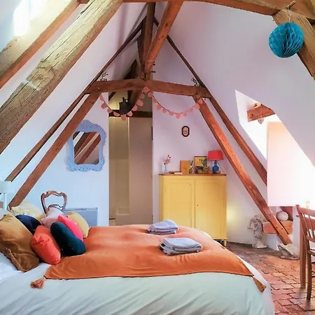Bed & Breakfast Maison Seraphine - - *