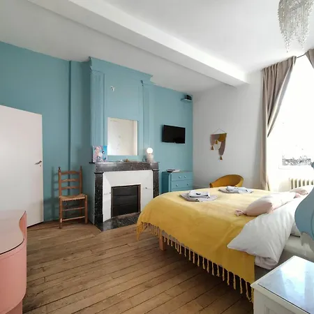 Maison Seraphine - -