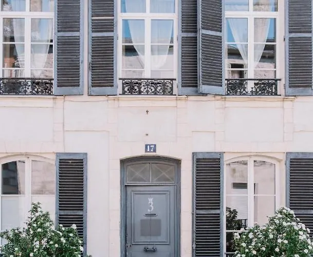 Maison Seraphine - - Bed & Breakfast